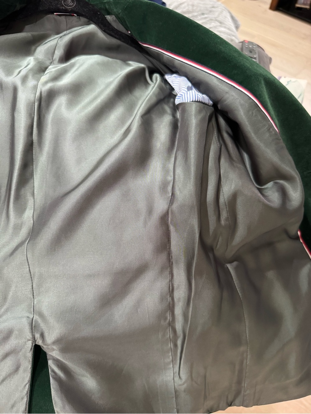 NEVER WORN Tommy Hilfiger Dark Green Velvet Sport Coat Blazer - Boys (Size 14) - Picture 6 of 8